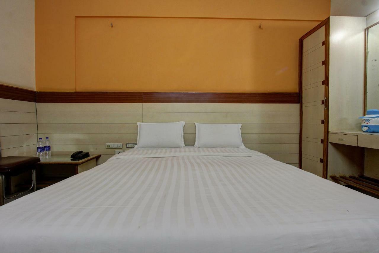 Hotel Rajsangam International Badami Extérieur photo