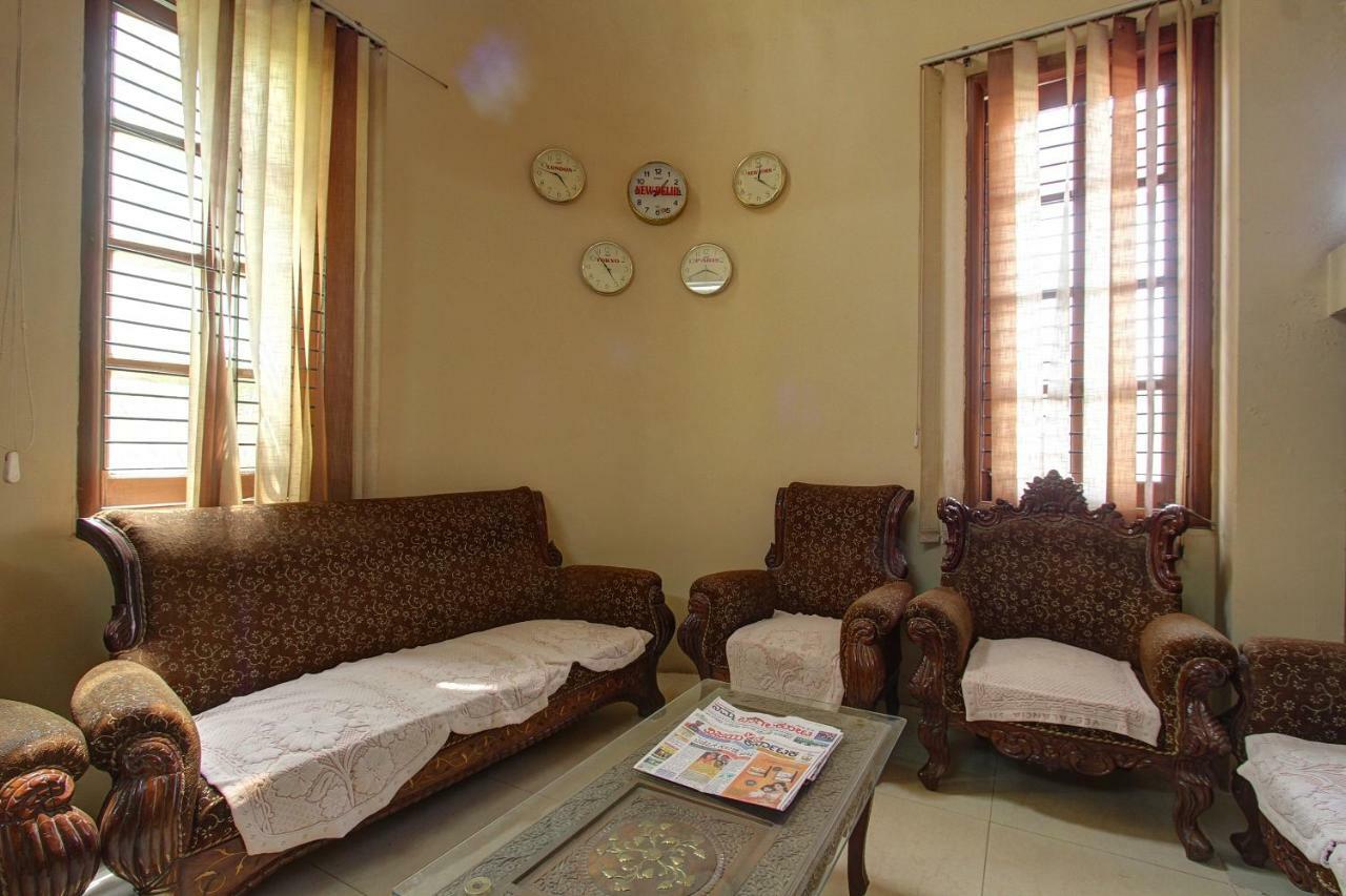 Hotel Rajsangam International Badami Extérieur photo