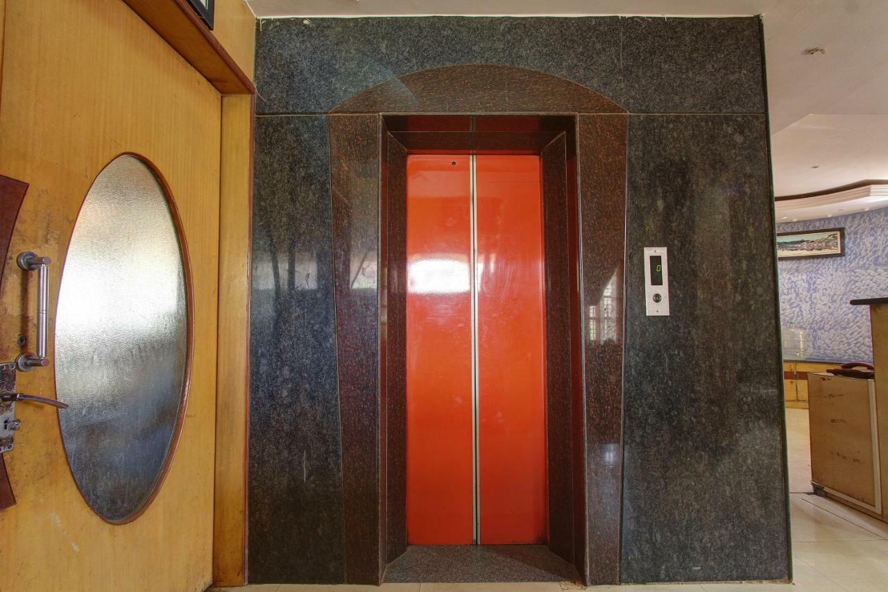Hotel Rajsangam International Badami Extérieur photo
